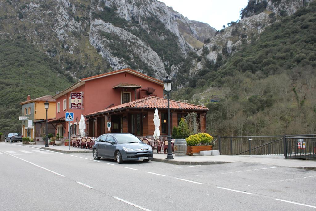 Hostal Monte Rio Hotell Trescares Exteriör bild