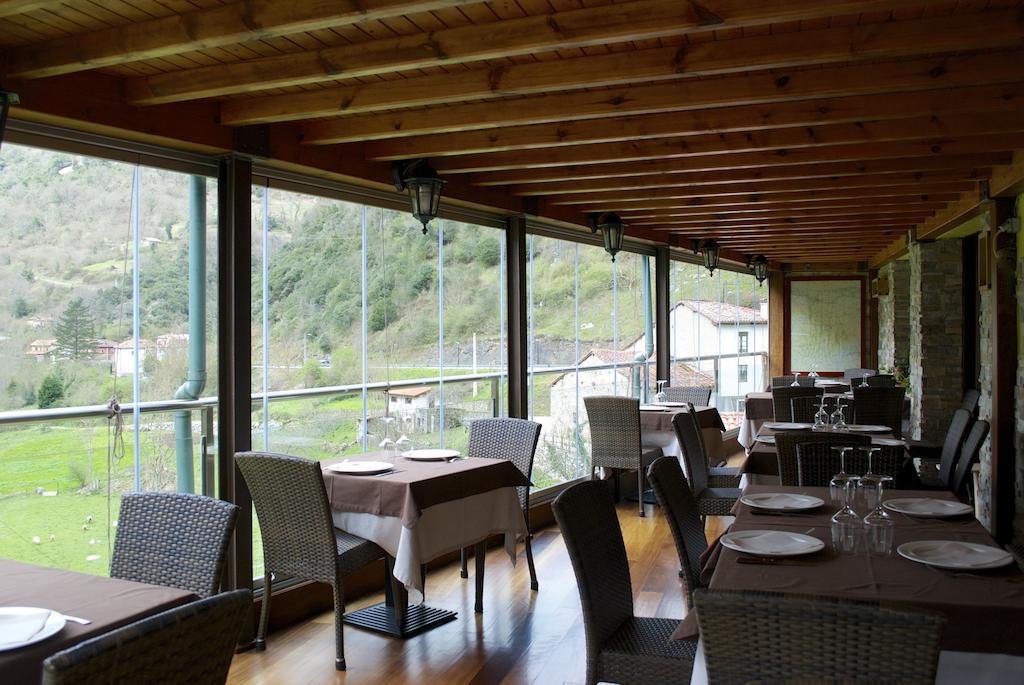 Hostal Monte Rio Hotell Trescares Exteriör bild
