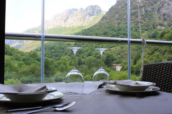 Hostal Monte Rio Hotell Trescares Exteriör bild